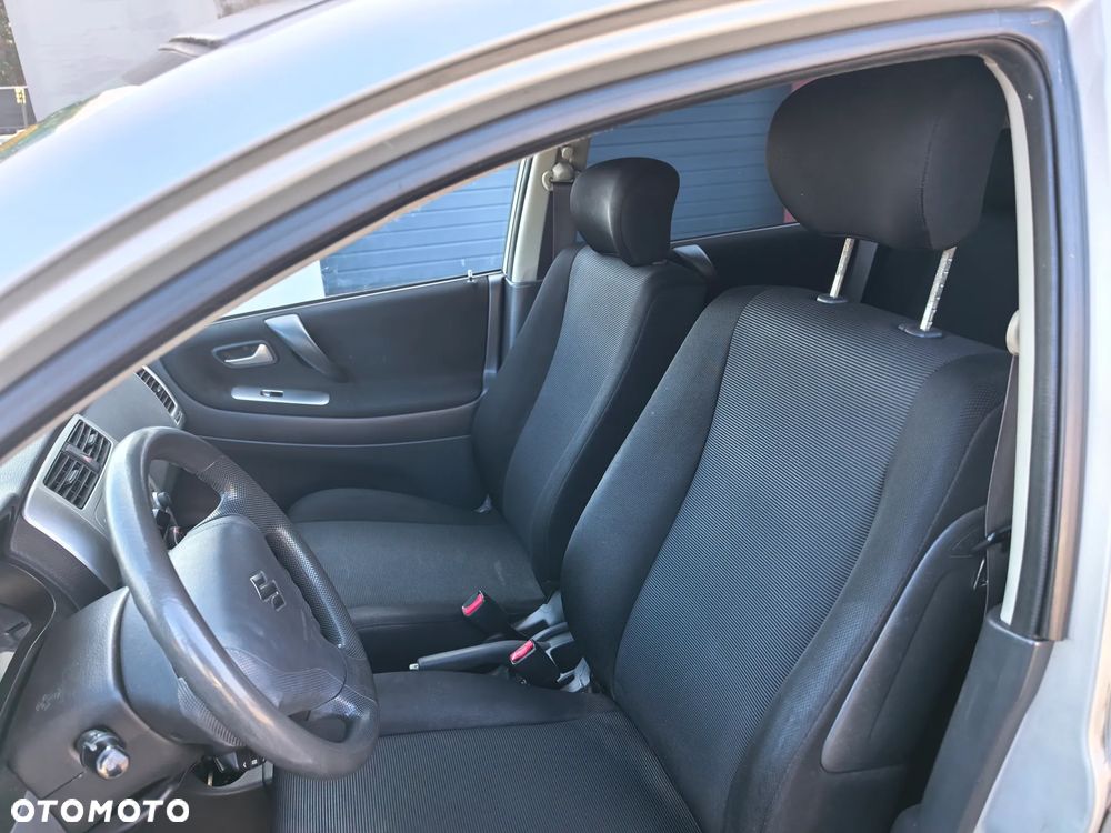 Suzuki Liana Kombi 1.6 Comfort - 6