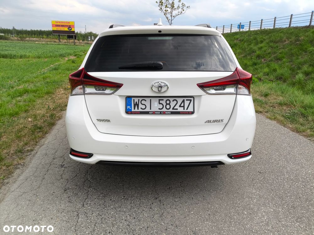 Toyota Auris 1.33 Dual-VVT-i Cool - 10
