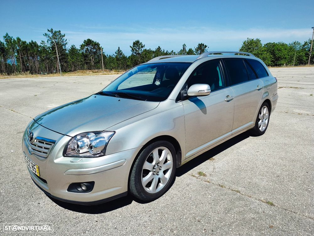 Toyota Avensis SW 2.0 D-4D - 15