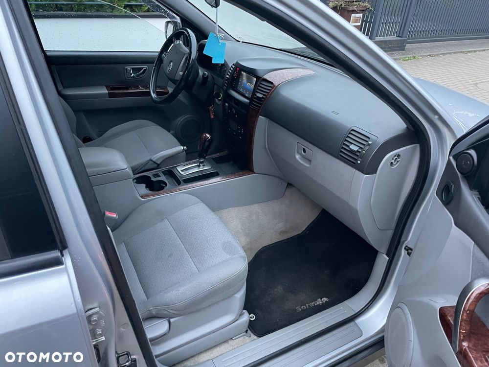 Kia Sorento - 9