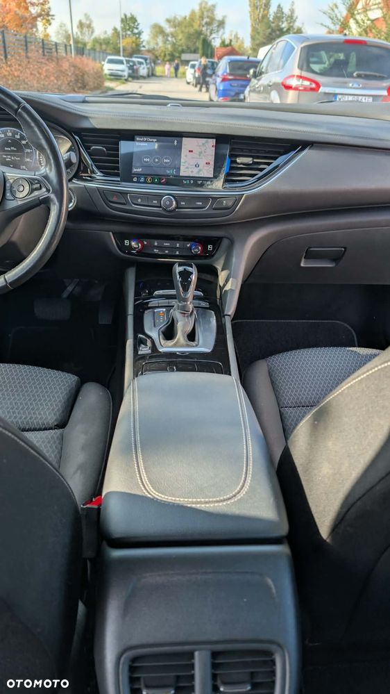 Opel Insignia - 17