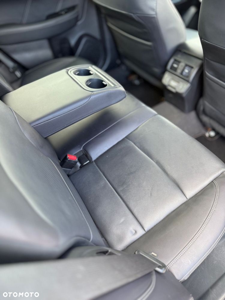 Subaru Outback - 33