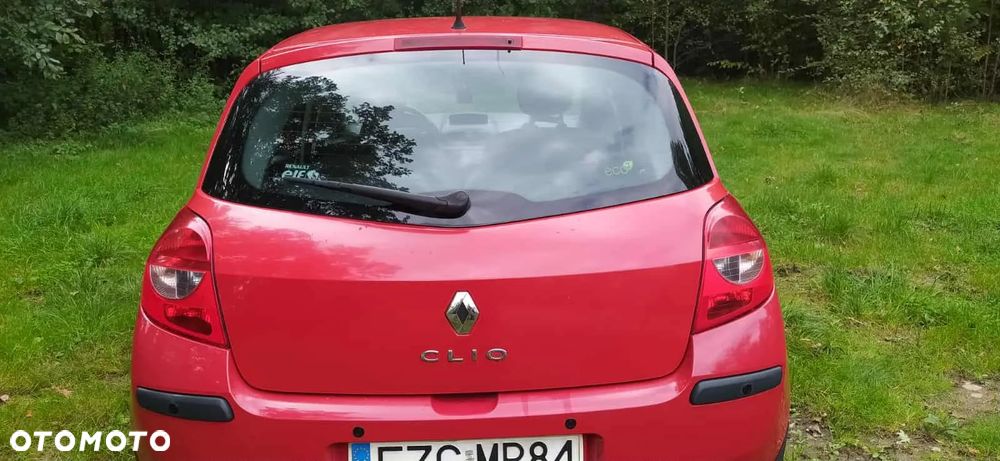 Renault Clio - 6