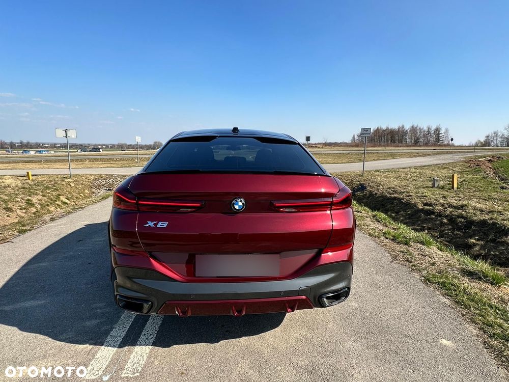 BMW X6M - 14