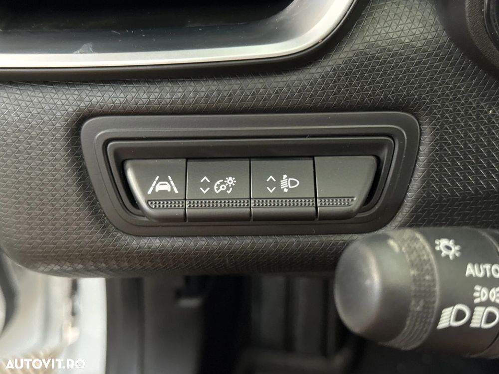 Renault Clio - 16