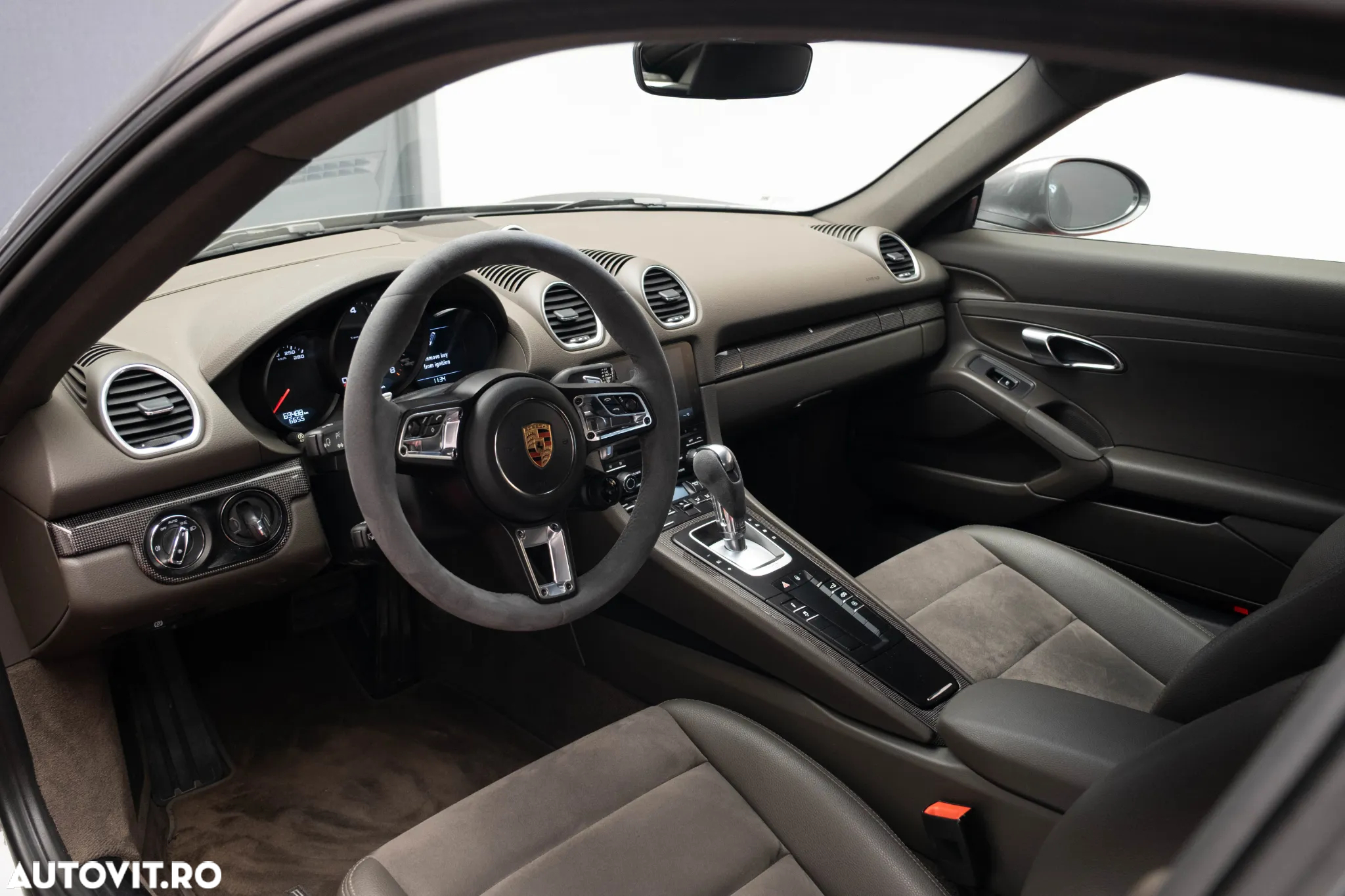 Porsche Cayman 718 PDK - 10
