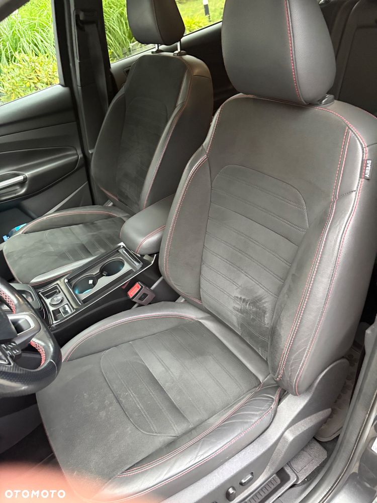 Ford Kuga 2.0 TDCi AWD ST-Line - 8