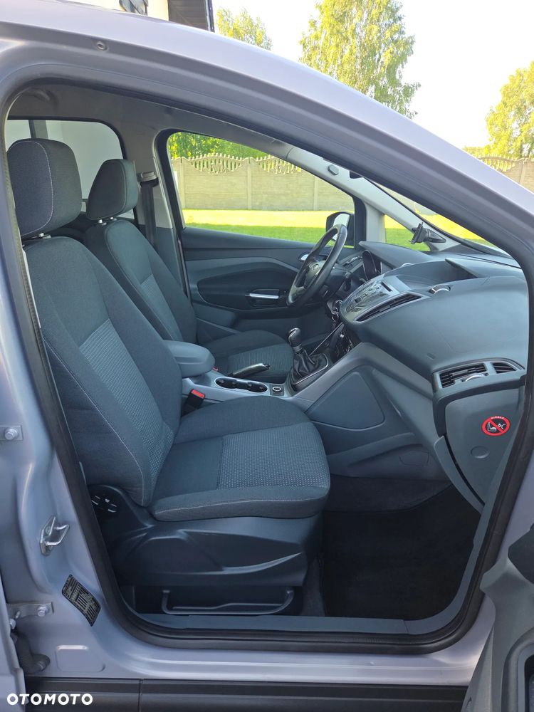Ford C-MAX 1.6 Ti-VCT Champions Edition - 29