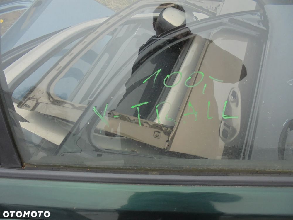 NISSAN X-TRAIL T30 DRZWI PRAWY TYŁ EUROPA - 2