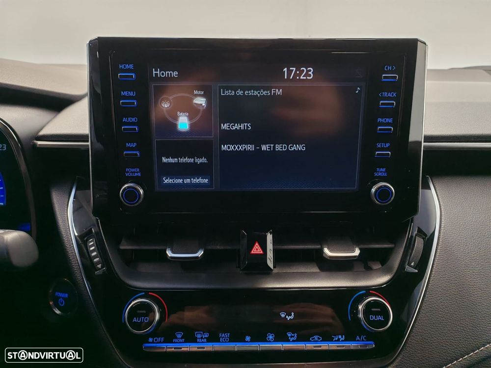 Toyota Corolla Touring Sports - 19