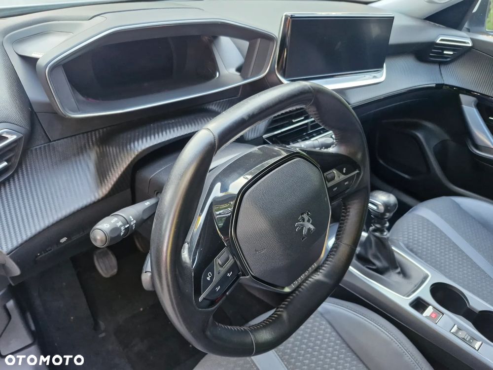 Peugeot 2008 BlueHDi 110 Allure Pack - 28