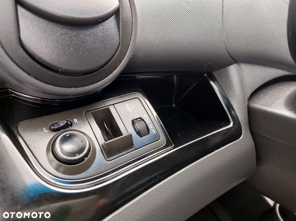 Chevrolet Spark 1.2 LT - 25