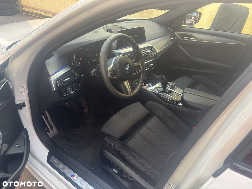 BMW 5 Series 2017 photo 5