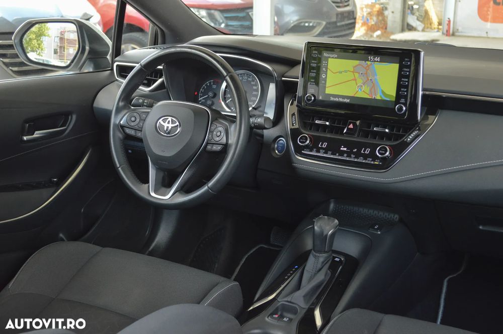 TOYOTA Corolla 2021 — imagine 4