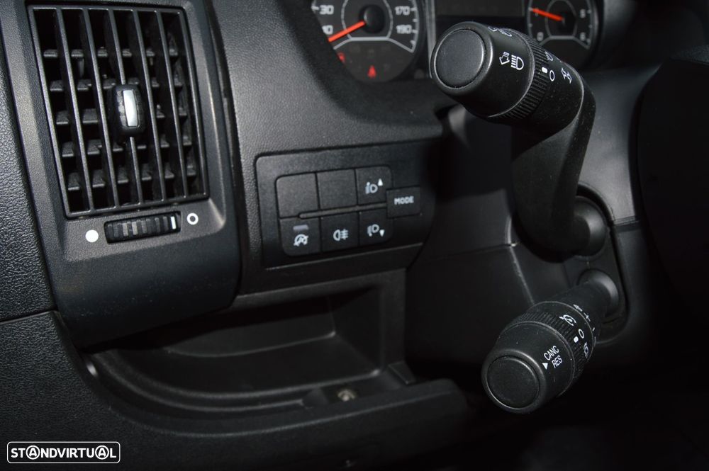 Peugeot Boxer 2.2 BlueHDi 333 L2 CD - 12