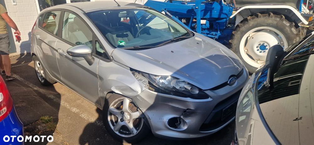 Ford Fiesta - 5