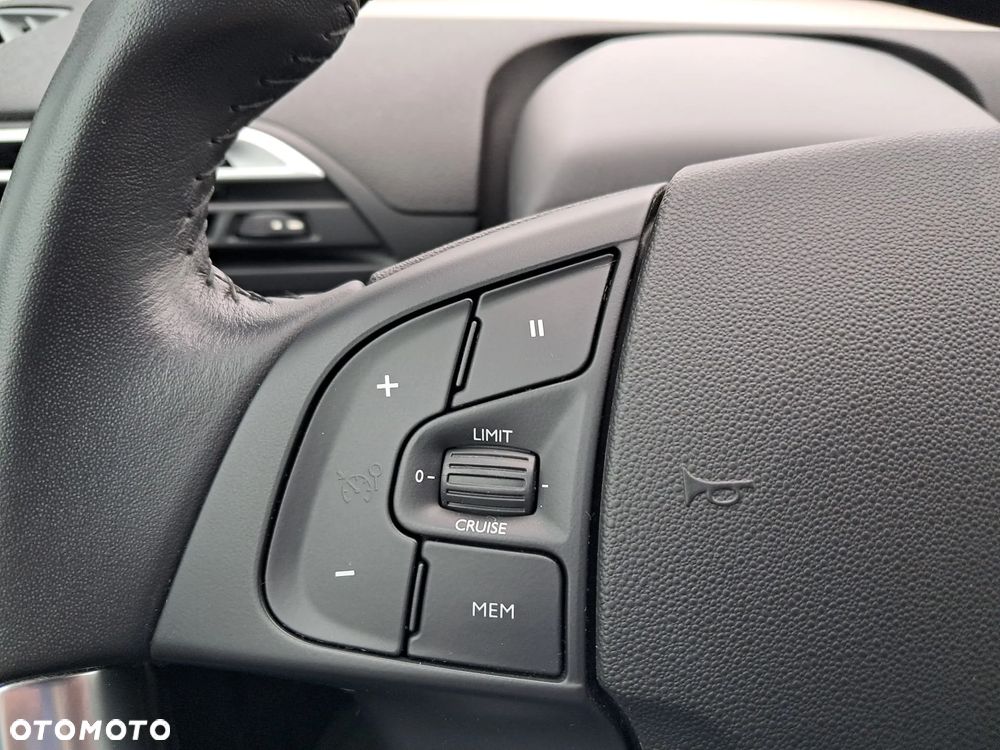 Citroën C4 SpaceTourer 1.2 PureTech Origins S&S - 21