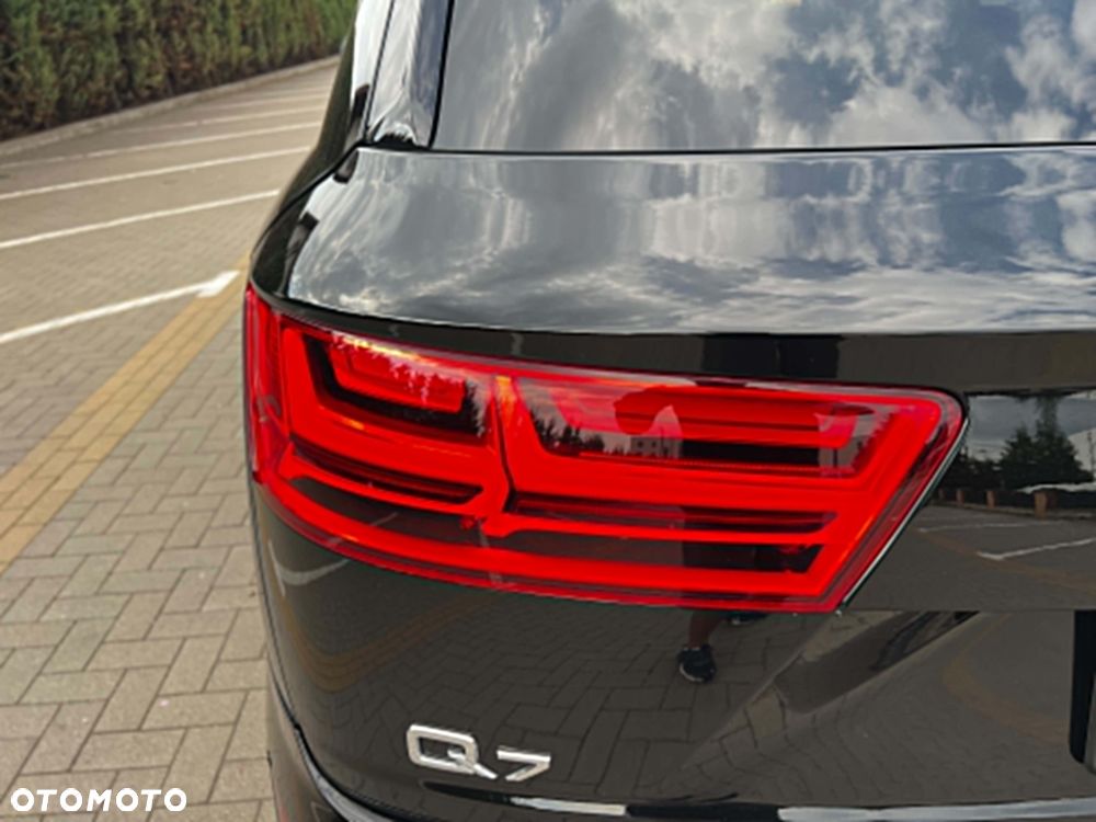 Audi Q7 3.0 TFSI Quattro Tiptronic - 14