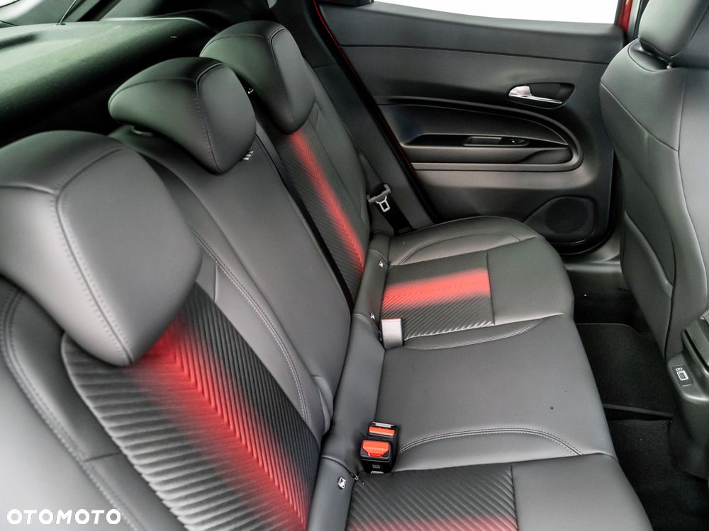 Alfa Romeo Junior 1.2 mHEV Ti eDCT - 16