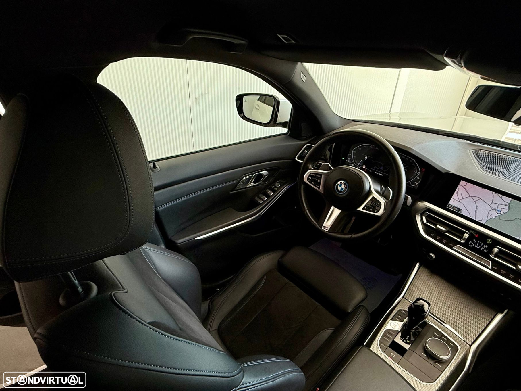 BMW 330 e Touring Pack M Auto - 16