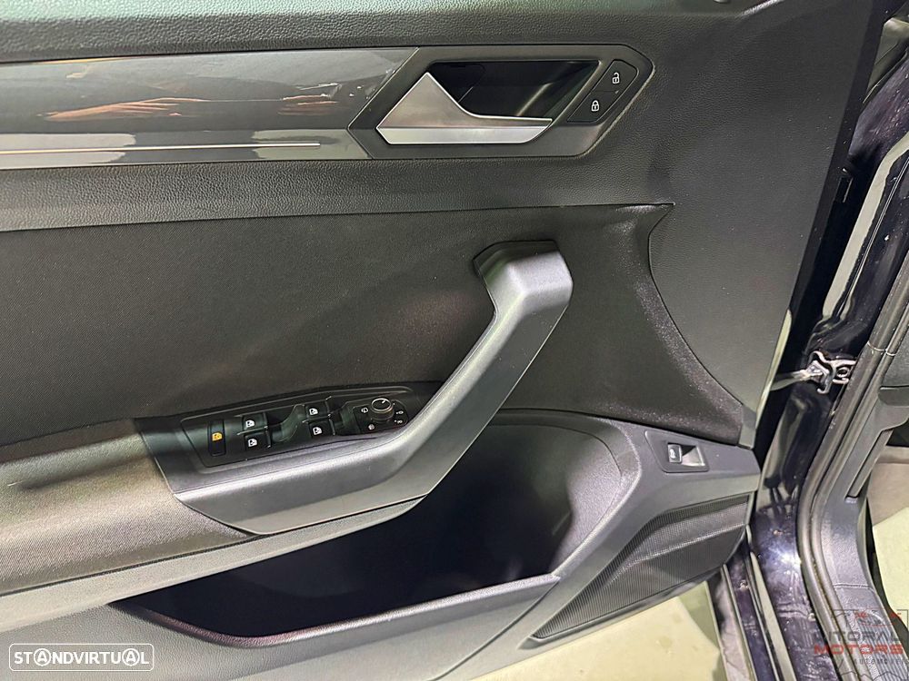 VW T-Roc 1.5 TSI Sport DSG - 18