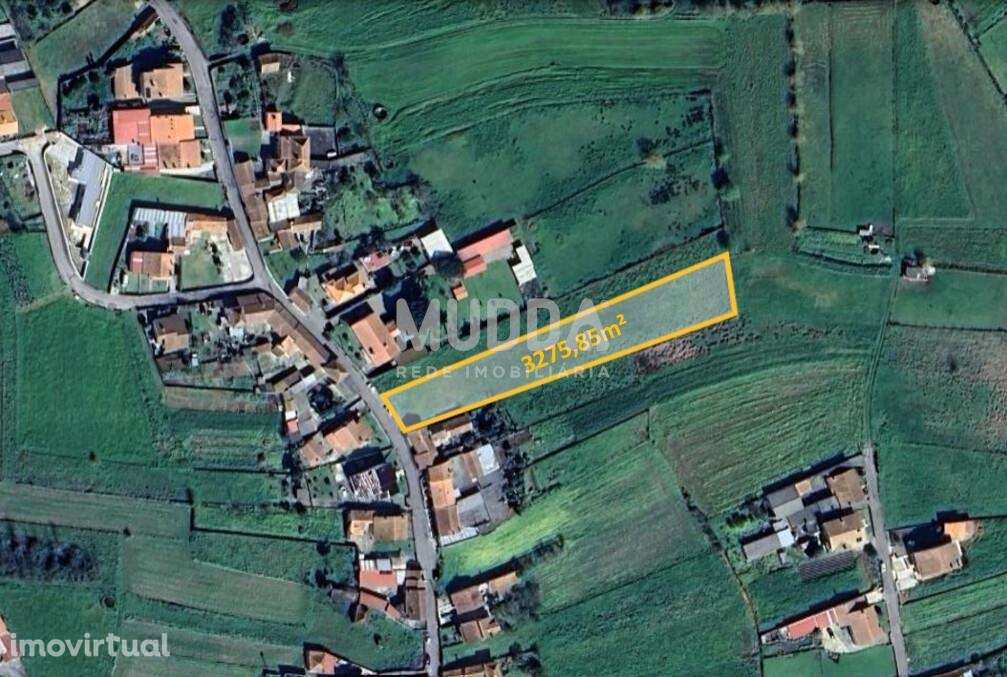 Terreno Rústico com Potencial de Construção – Perto do Centro de Estar - Grande imagem: 2/7