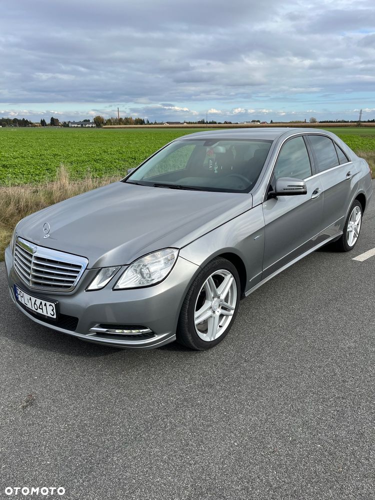 Mercedes-Benz Klasa E 250 CDI 4-Matic BlueEff Elegance - 1