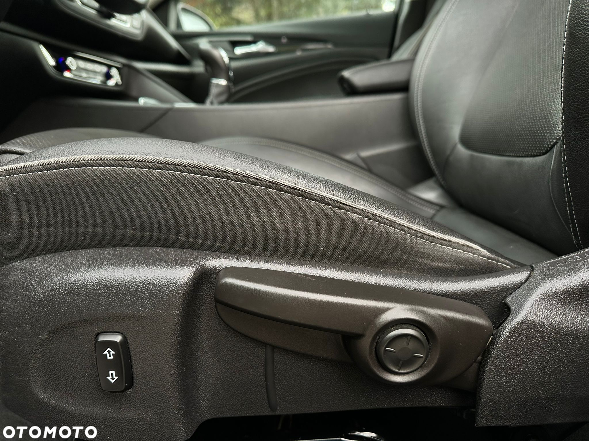 Opel Insignia - 9