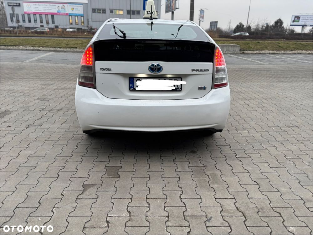 Toyota Prius (Hybrid) Comfort - 7