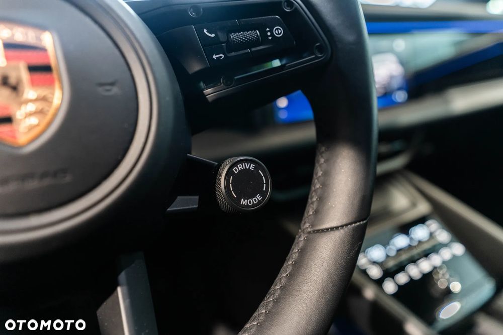 Porsche Macan - 18