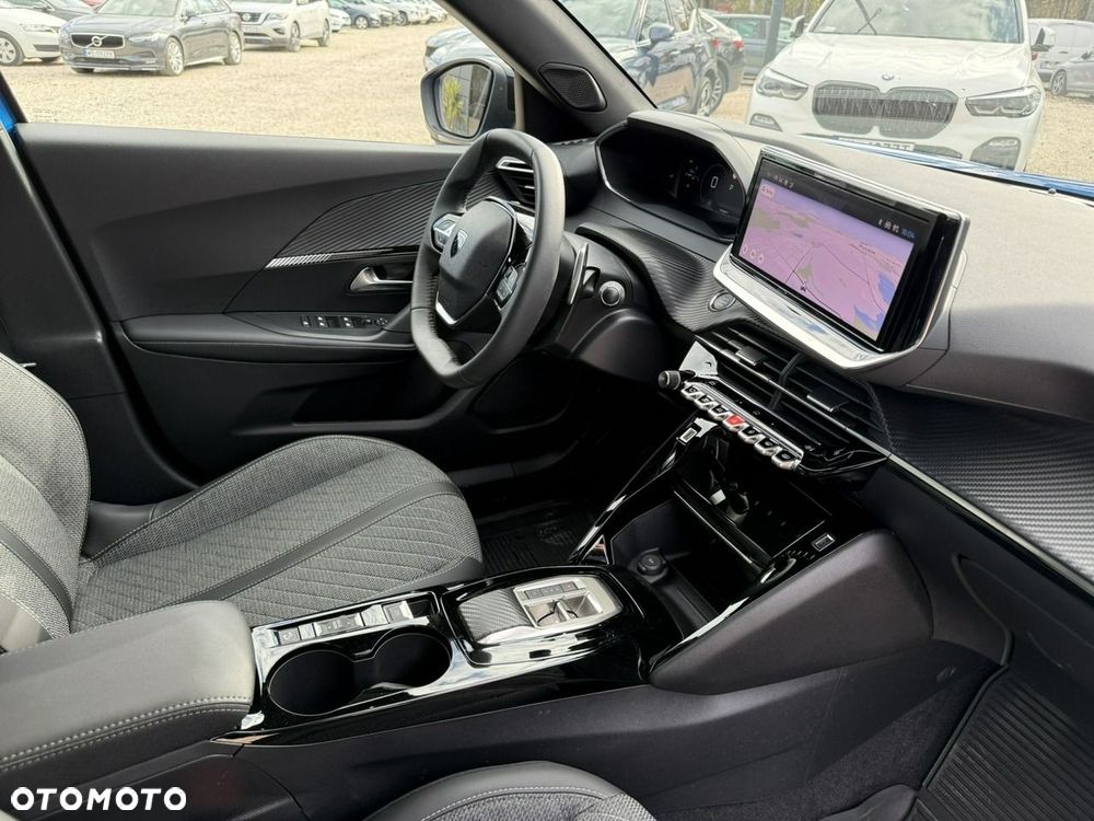 Peugeot 2008 1.2 PureTech Allure S&S EAT8 - 25