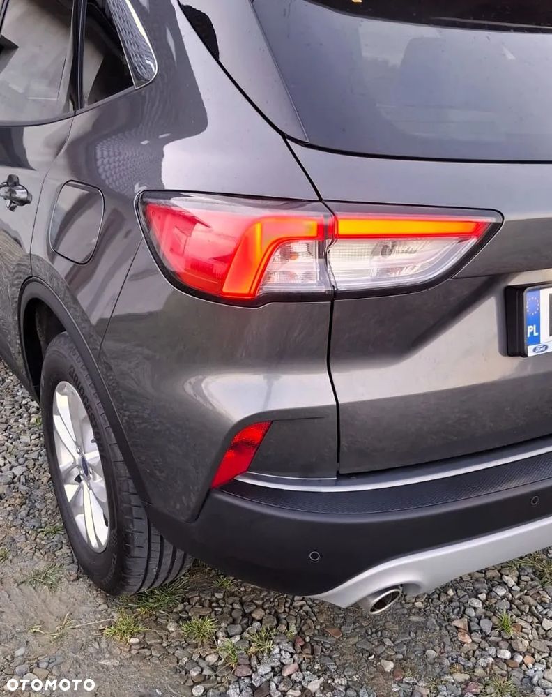 Ford Kuga 1.5 EcoBoost FWD Titanium - 10