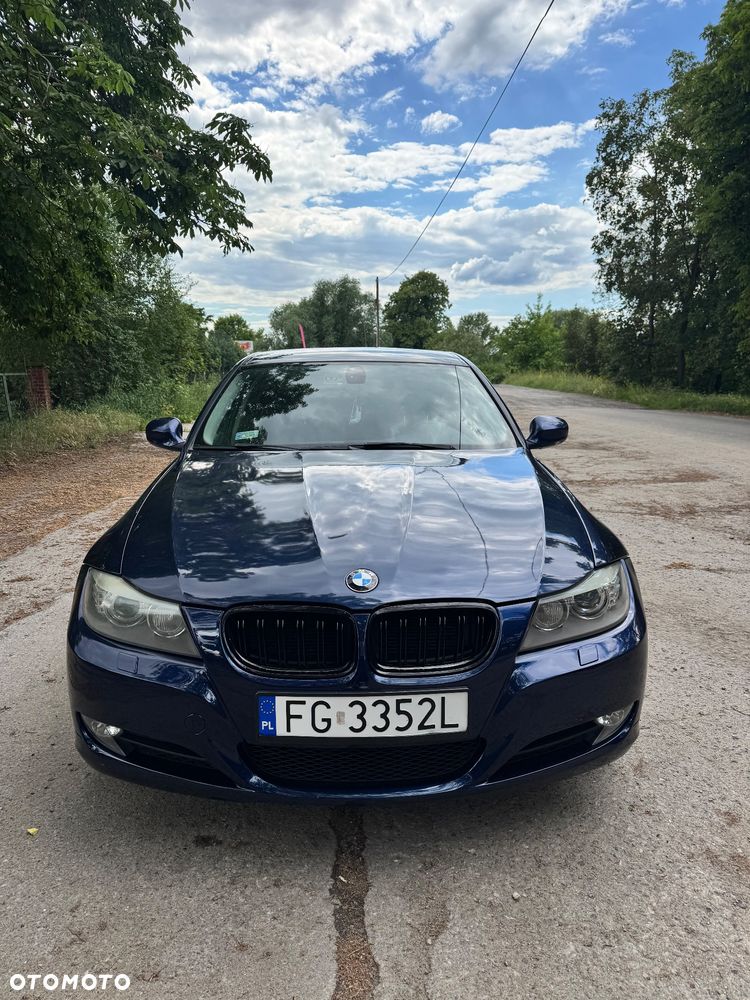 BMW Seria 3 318d - 3