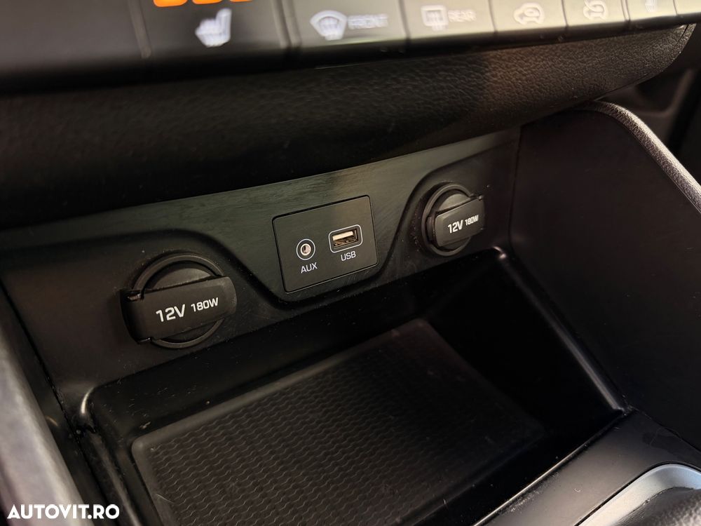 Hyundai Tucson blue 1.7 CRDi 2WD Style - 23