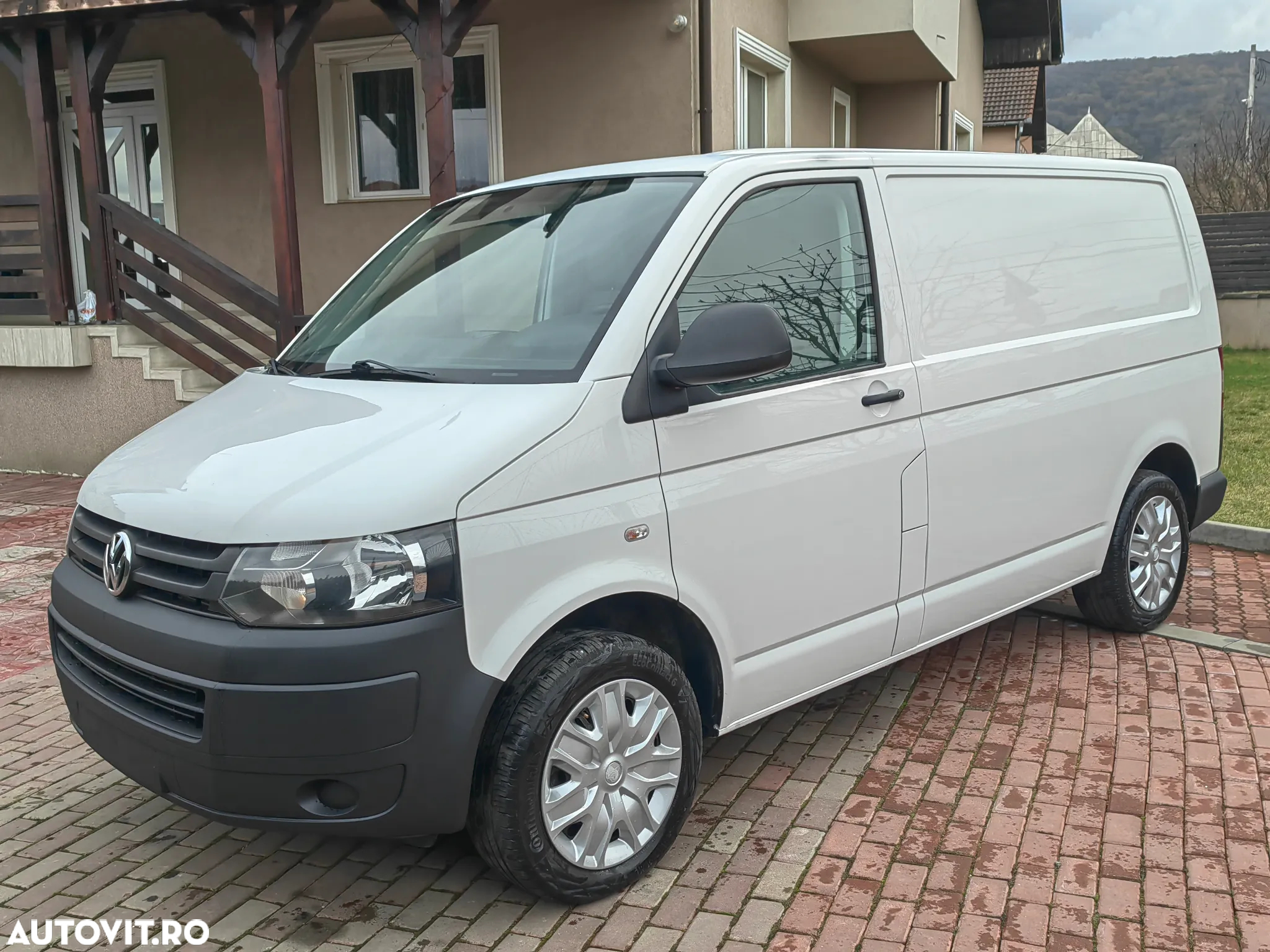 Volkswagen Transporter - 4