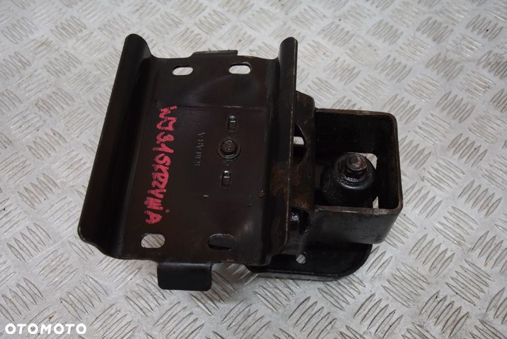 JEEP GRAND CHEROKEE WJ 3.1 TD PODUSZKA SKRZYNI ŁAPA - 4