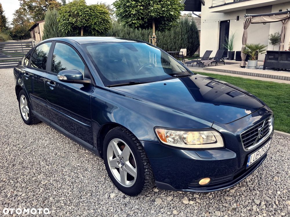 Volvo S40 1.8 Momentum - 1