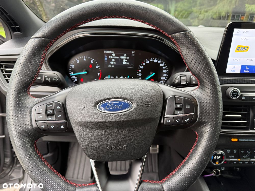 Ford Focus 1.5 EcoBoost Start-Stopp-System ST-LINE - 32