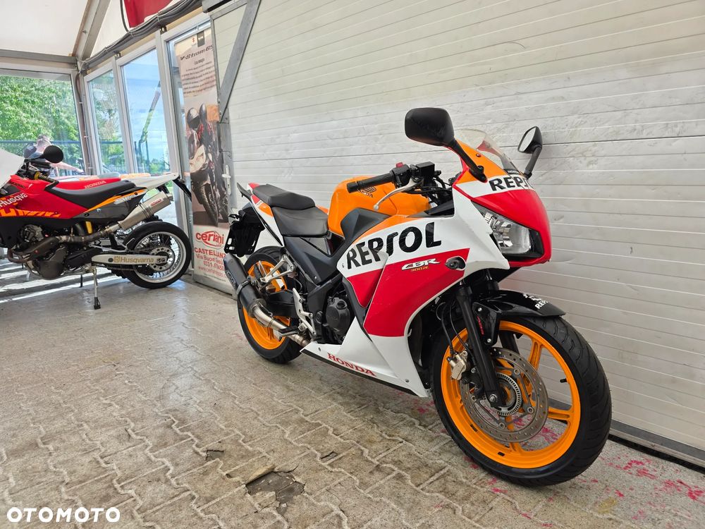 Honda CBR - 4