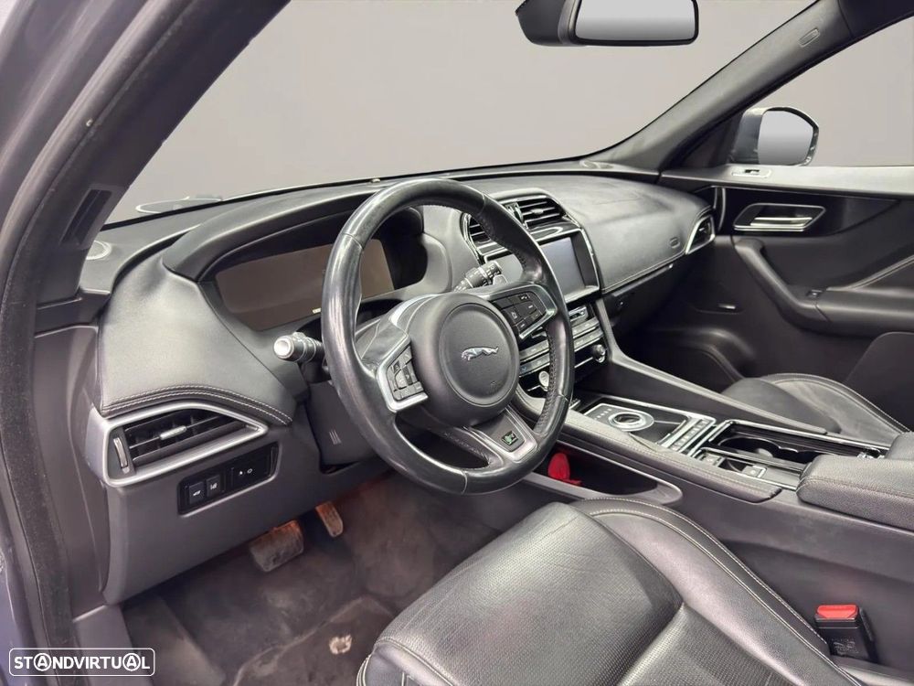 Jaguar F-Pace 2.0 i4D R-Sport Aut. - 10
