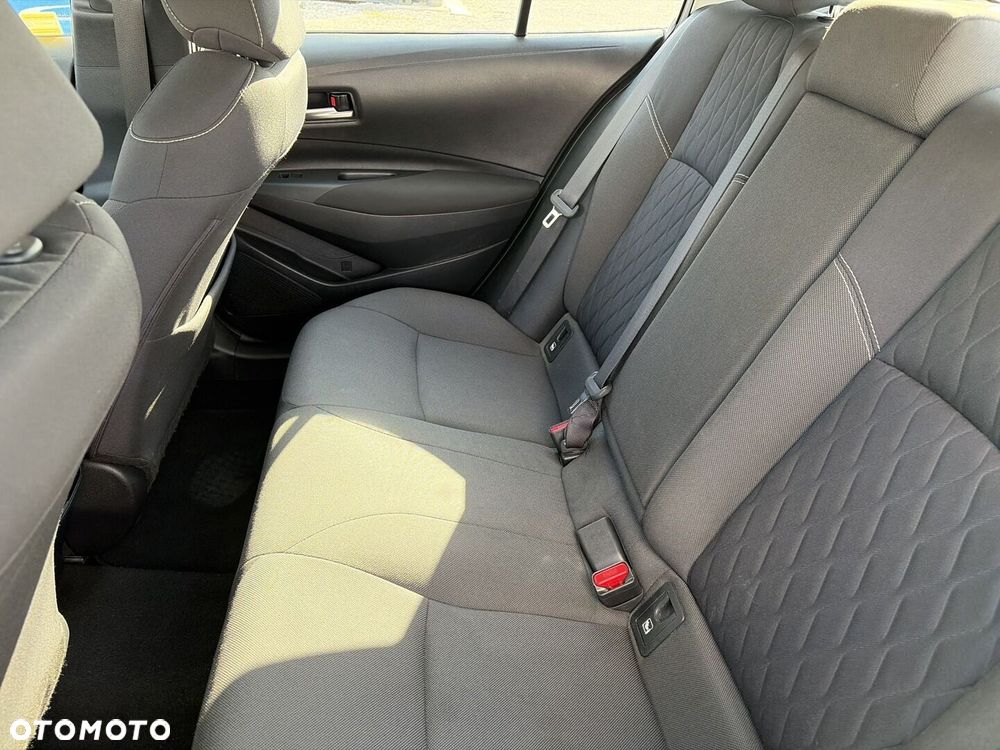 Toyota Corolla - 15