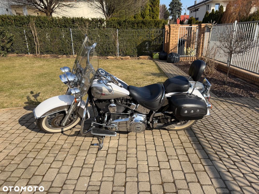 Harley-Davidson Softail Deluxe - 2