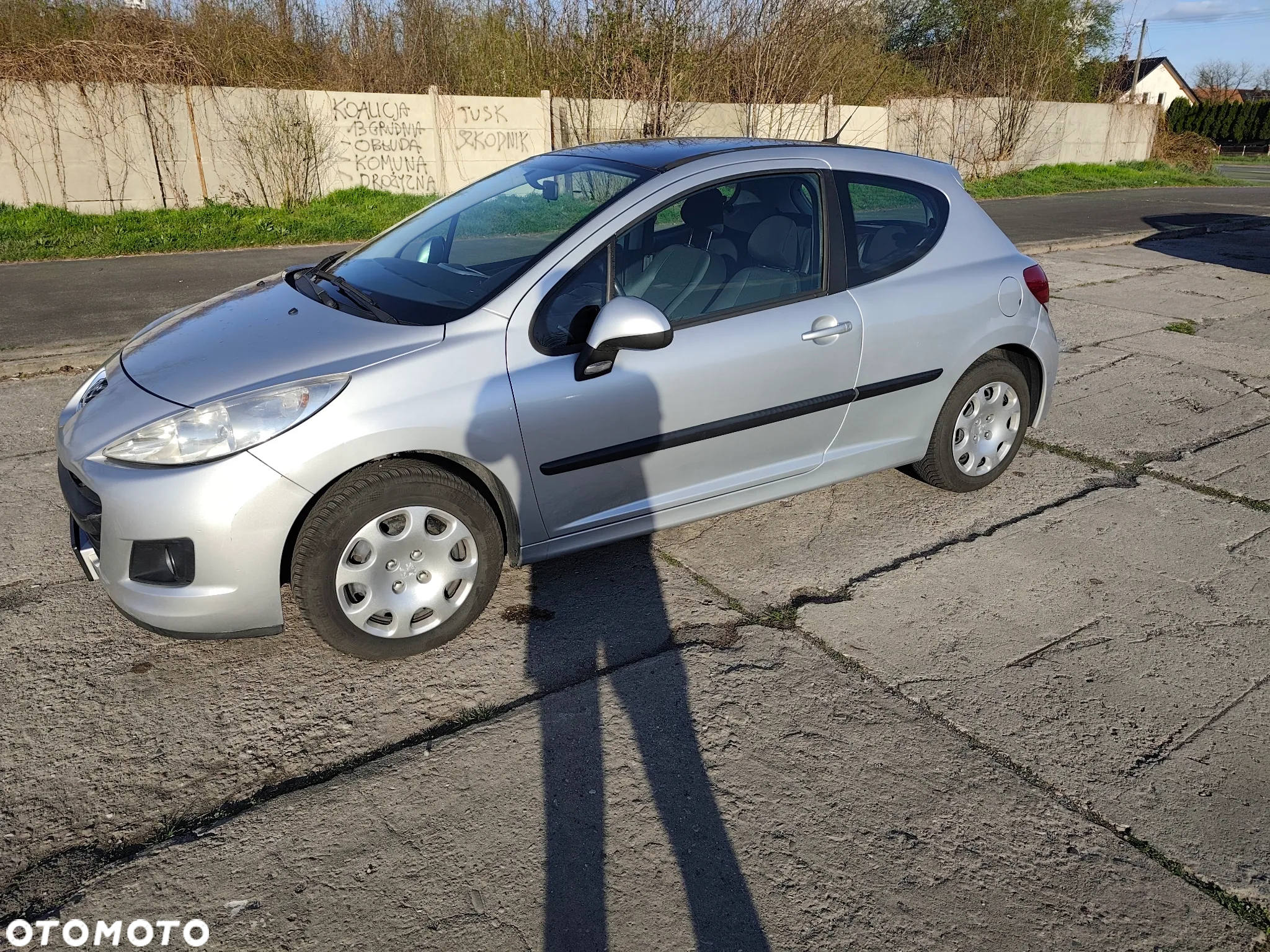Peugeot 207 90 HDi FAP (Blue Lion) Tendance - 2