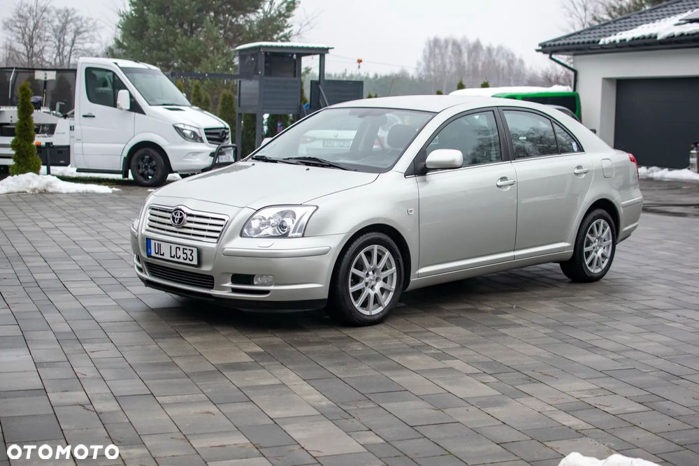 Toyota Avensis - 30