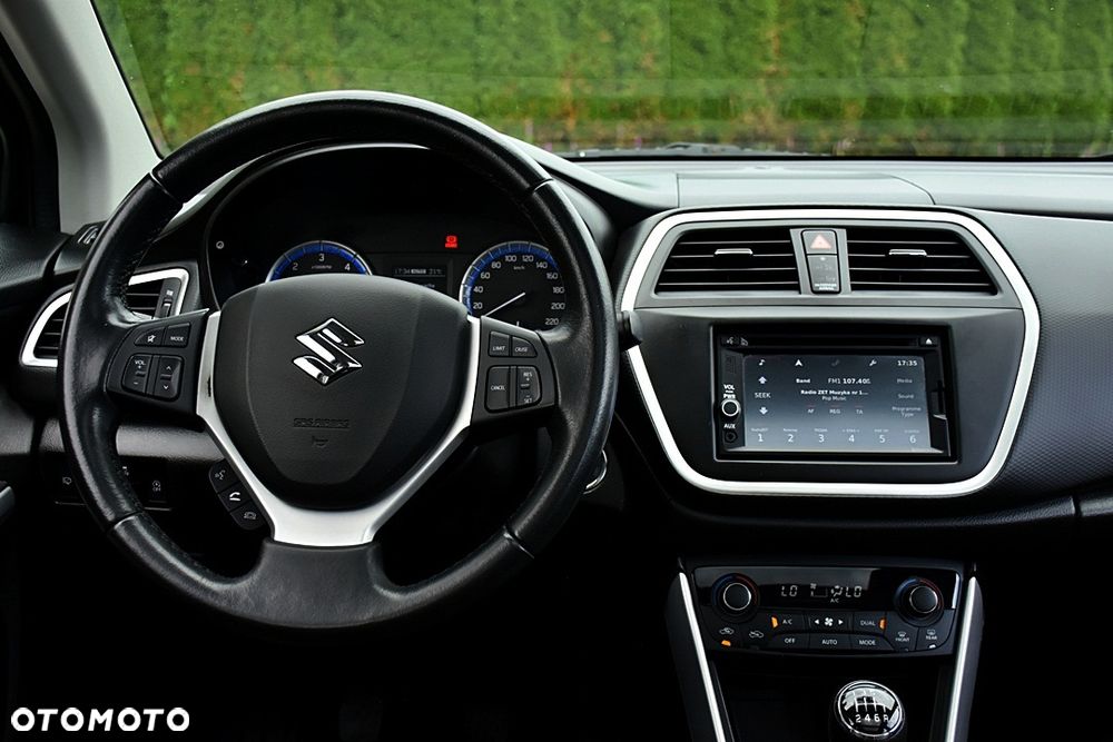 Suzuki SX4 S-Cross 1.6 DDiS 4x4 Comfort+ - 5