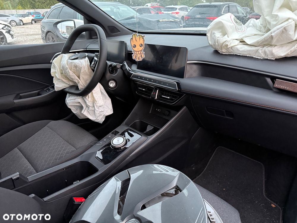 MG MG3 1.5 HEV+ Exclusive - 17