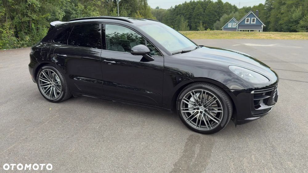 Porsche Macan Turbo - 15