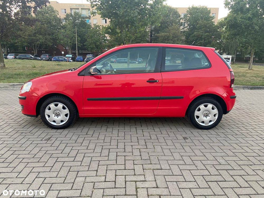 Volkswagen Polo 1.6 Trendline - 8