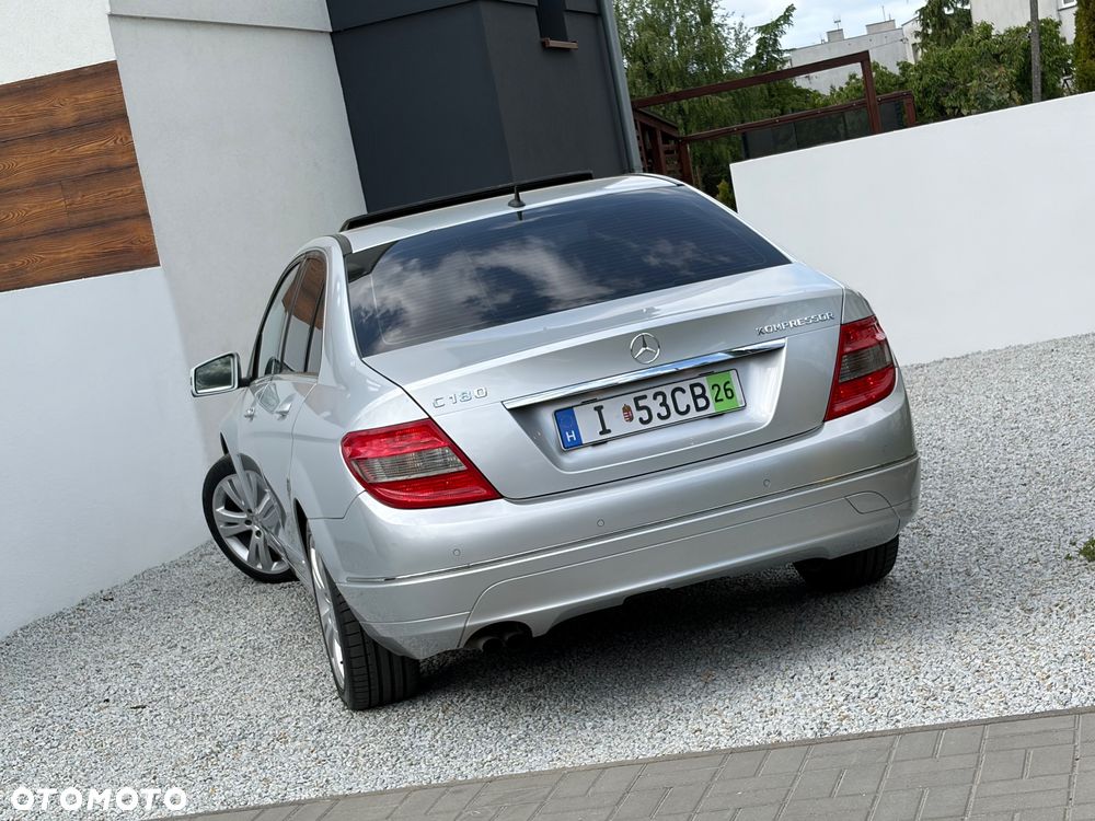 Mercedes-Benz Klasa C 180 (BlueEFFICIENCY) Avantgarde - 15