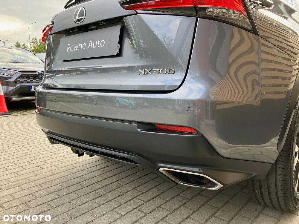 Lexus NX 300 F Impression AWD - 11
